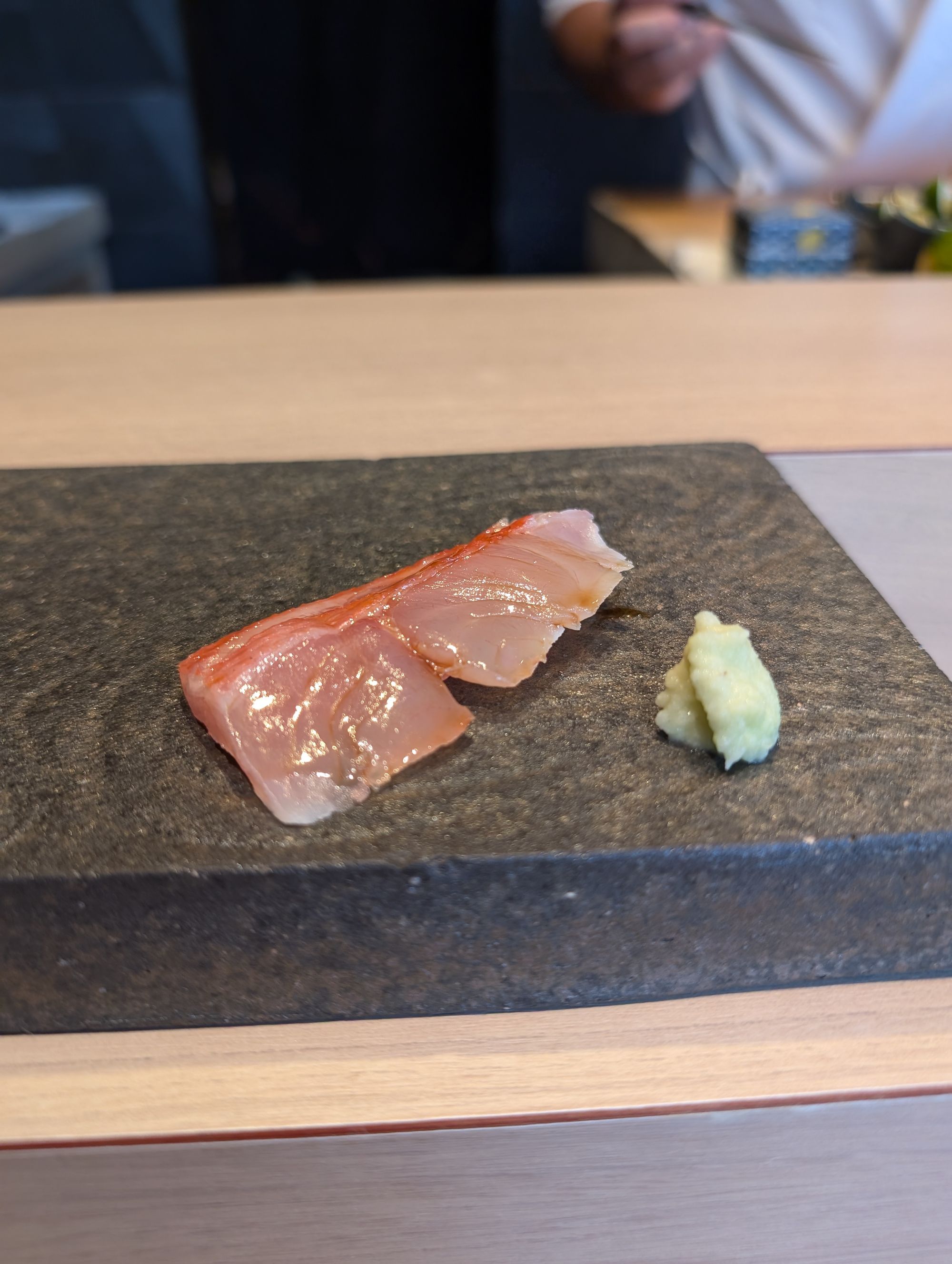 Sushi Akazu (寿司赤酢)