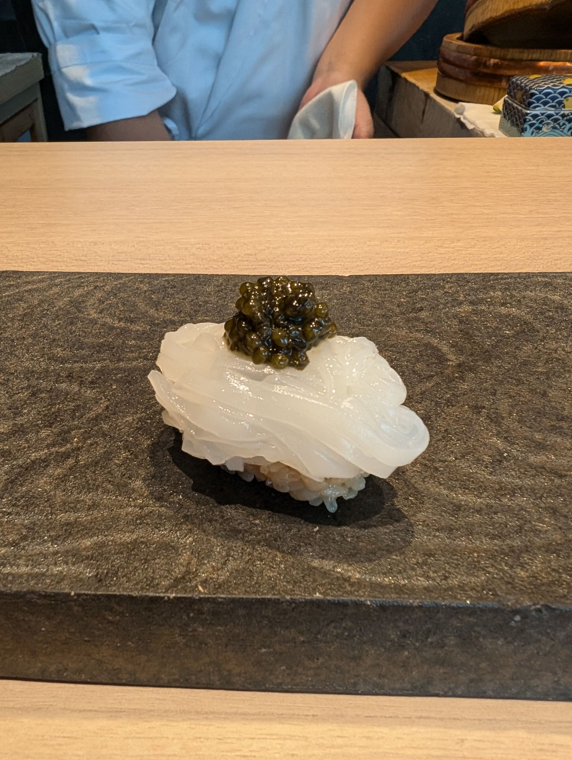 Sushi Akazu (寿司赤酢)